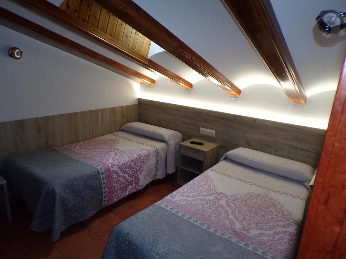 Hostal Serruchi Teruel Eksteriør bilde