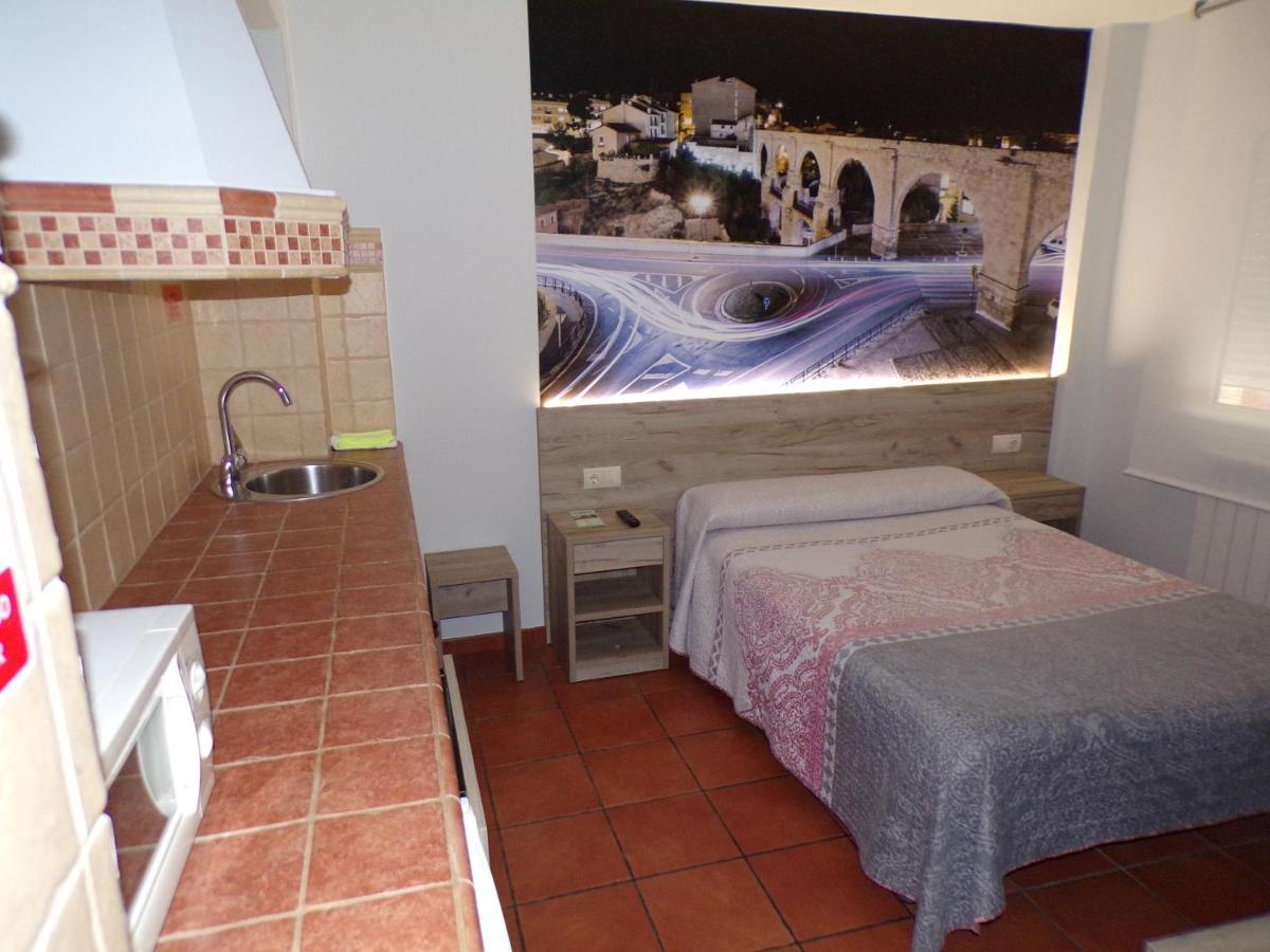 Hostal Serruchi Teruel Eksteriør bilde