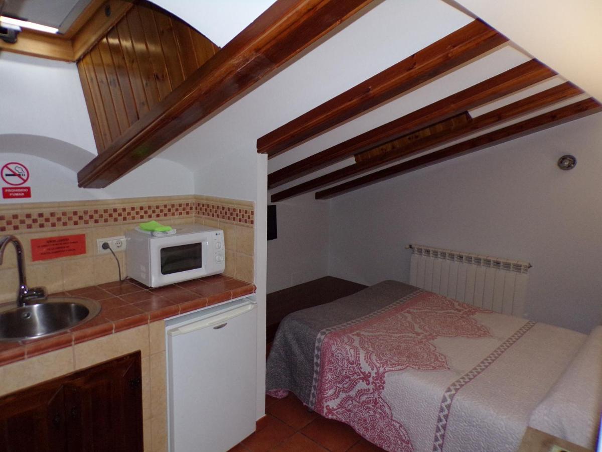 Hostal Serruchi Teruel Eksteriør bilde