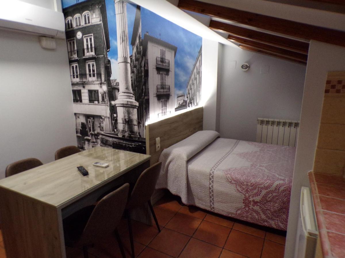 Hostal Serruchi Teruel Eksteriør bilde